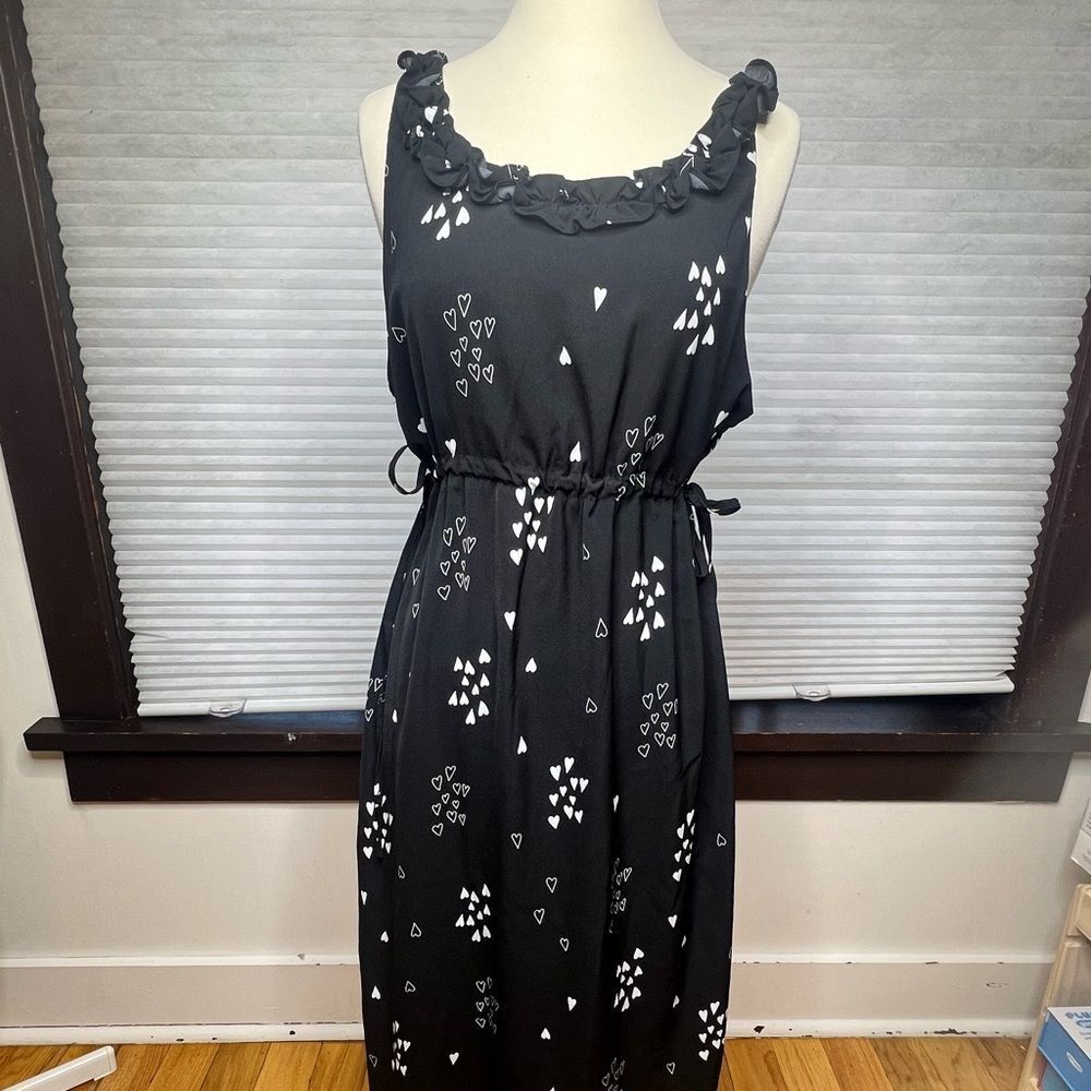 Trees‎ Made Heart Print Ruffle Neck Maxi Dress